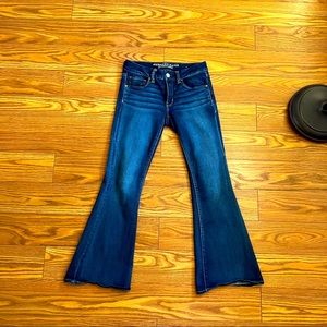American Eagle boot cut jeans. Size 4 short. Great condition